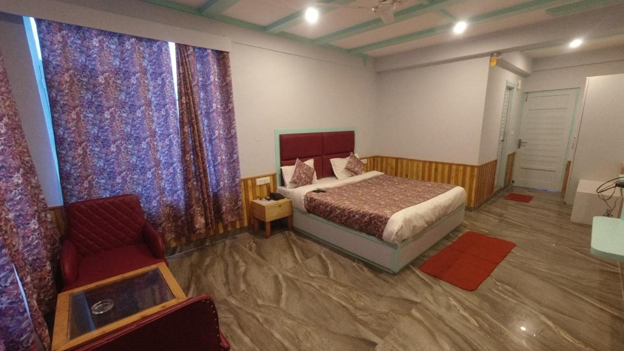 Resort Apple Flower By Manali Mall Road ภายนอก รูปภาพ
