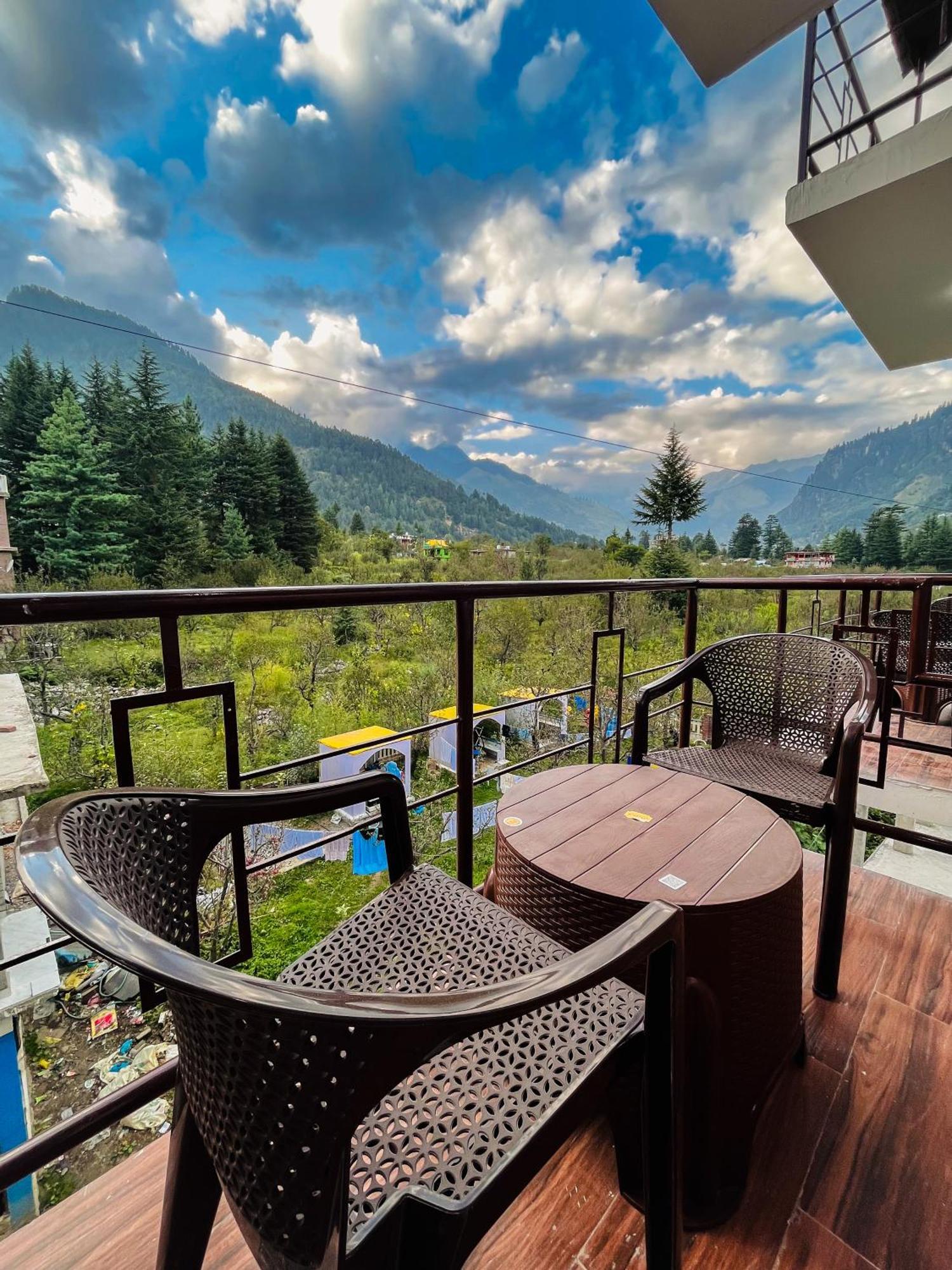 Resort Apple Flower By Manali Mall Road ภายนอก รูปภาพ